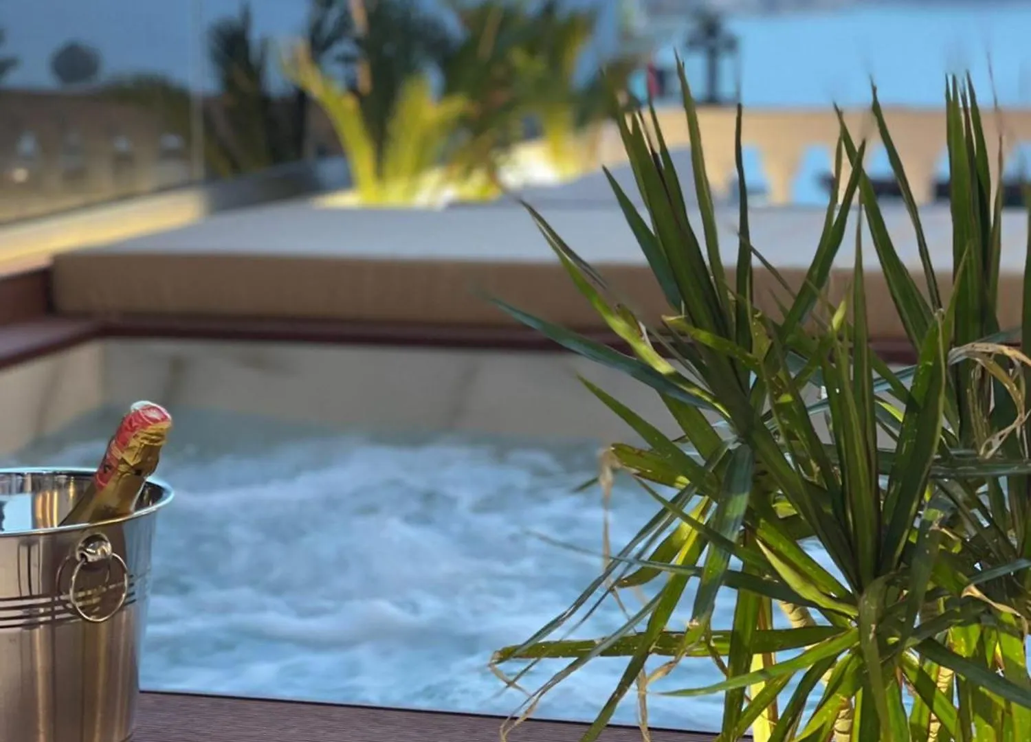 Mato Luxury Apartments Saranda