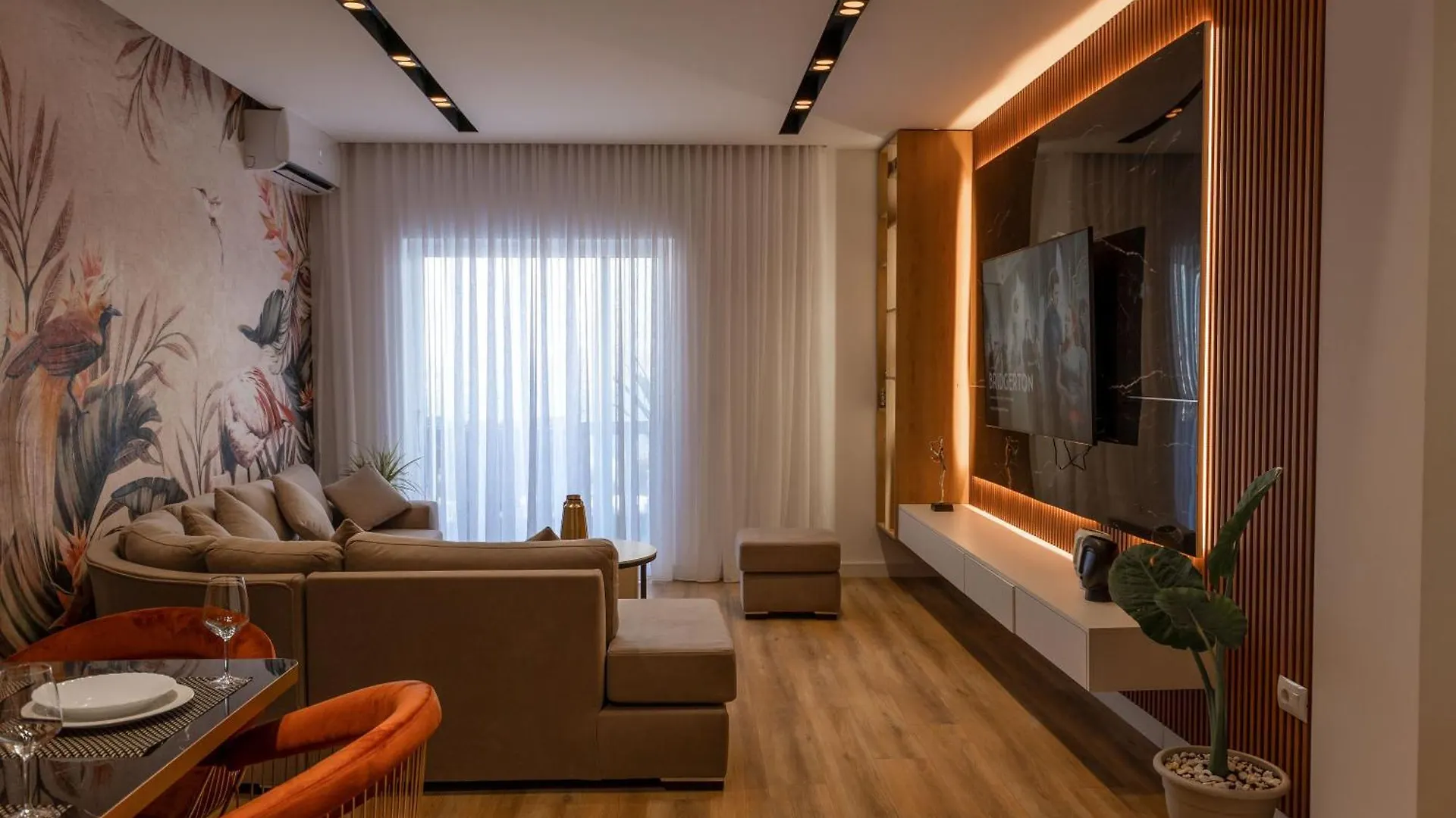 Mato Luxury Apartments Sarande