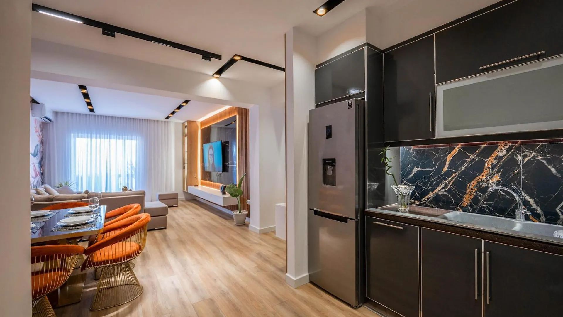 Mato Luxury Apartments Saranda