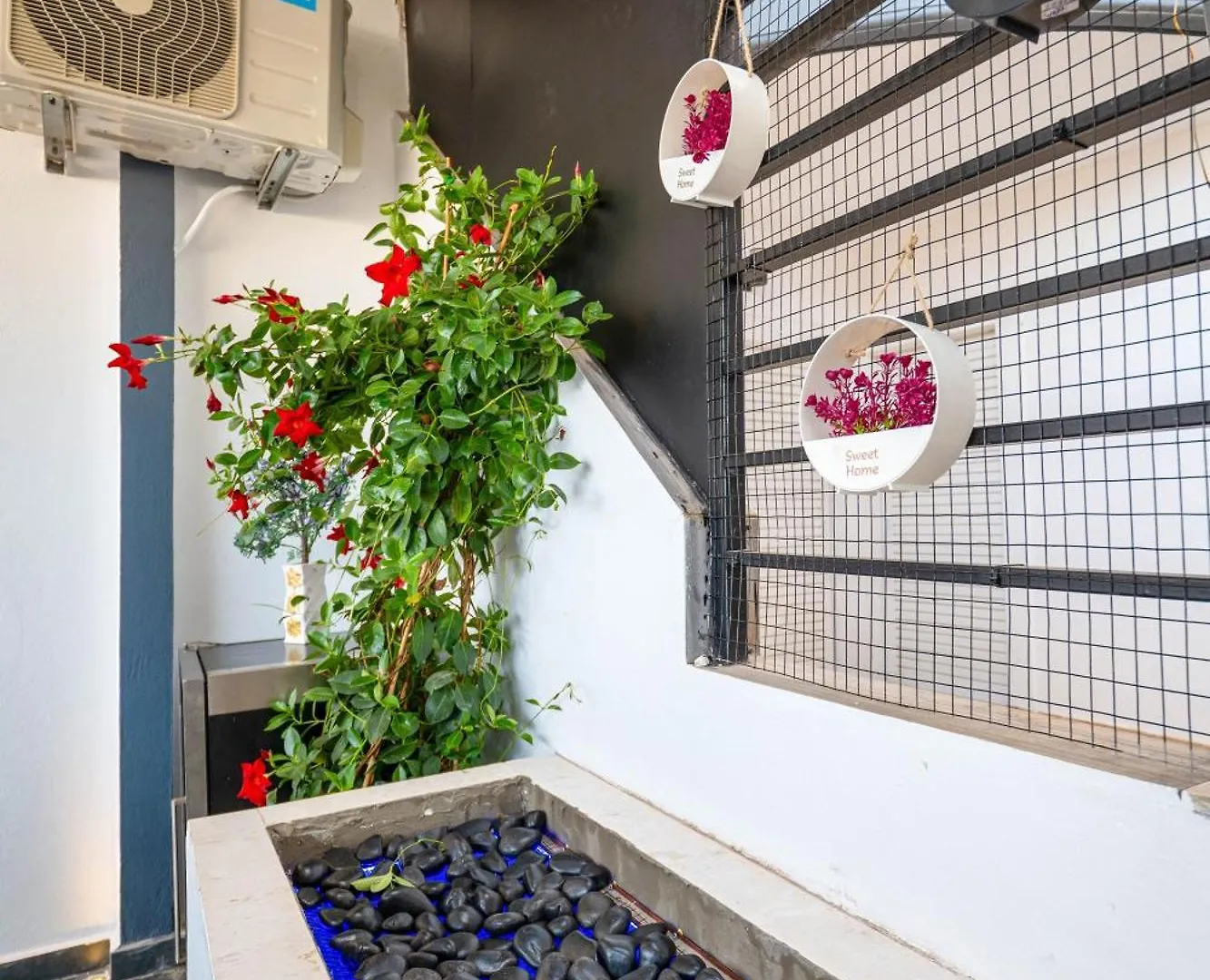 Mato Luxury Apartments Saranda 0*,  Albánia