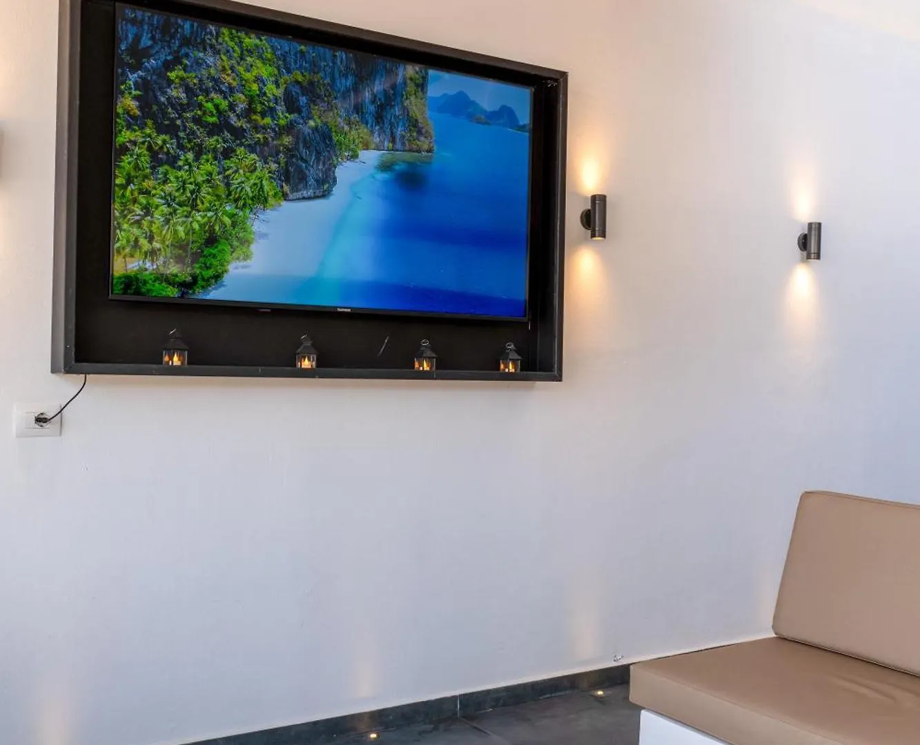Mato Luxury Apartments Saranda 0*,  Albánia