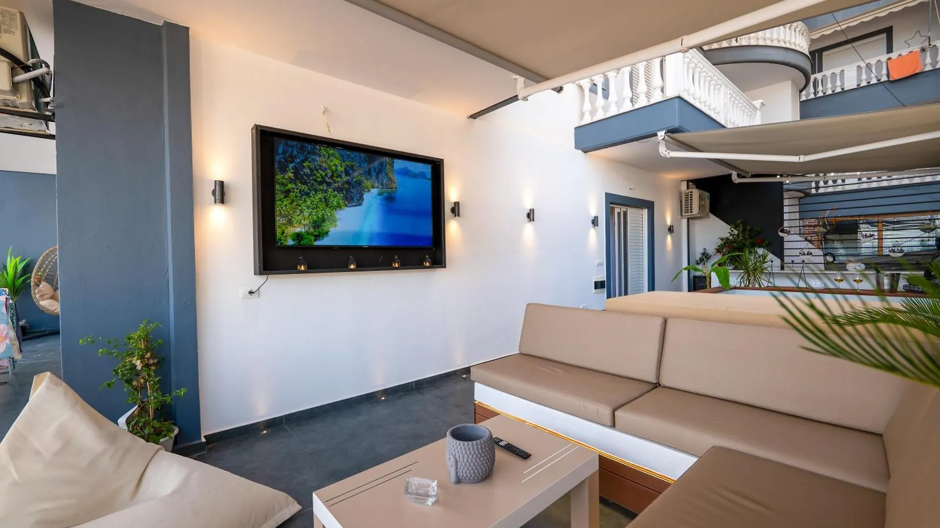 Mato Luxury Apartments Saranda