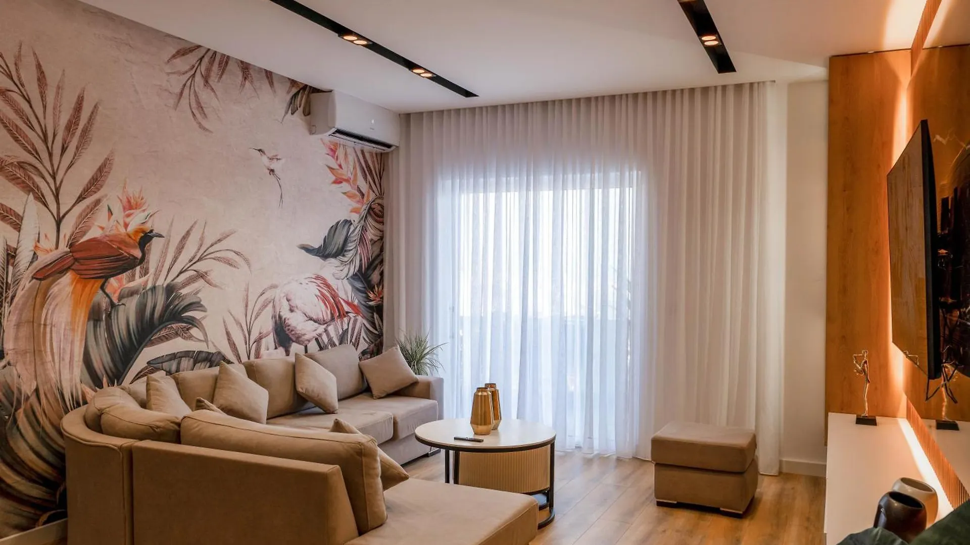 Mato Luxury Apartments Saranda