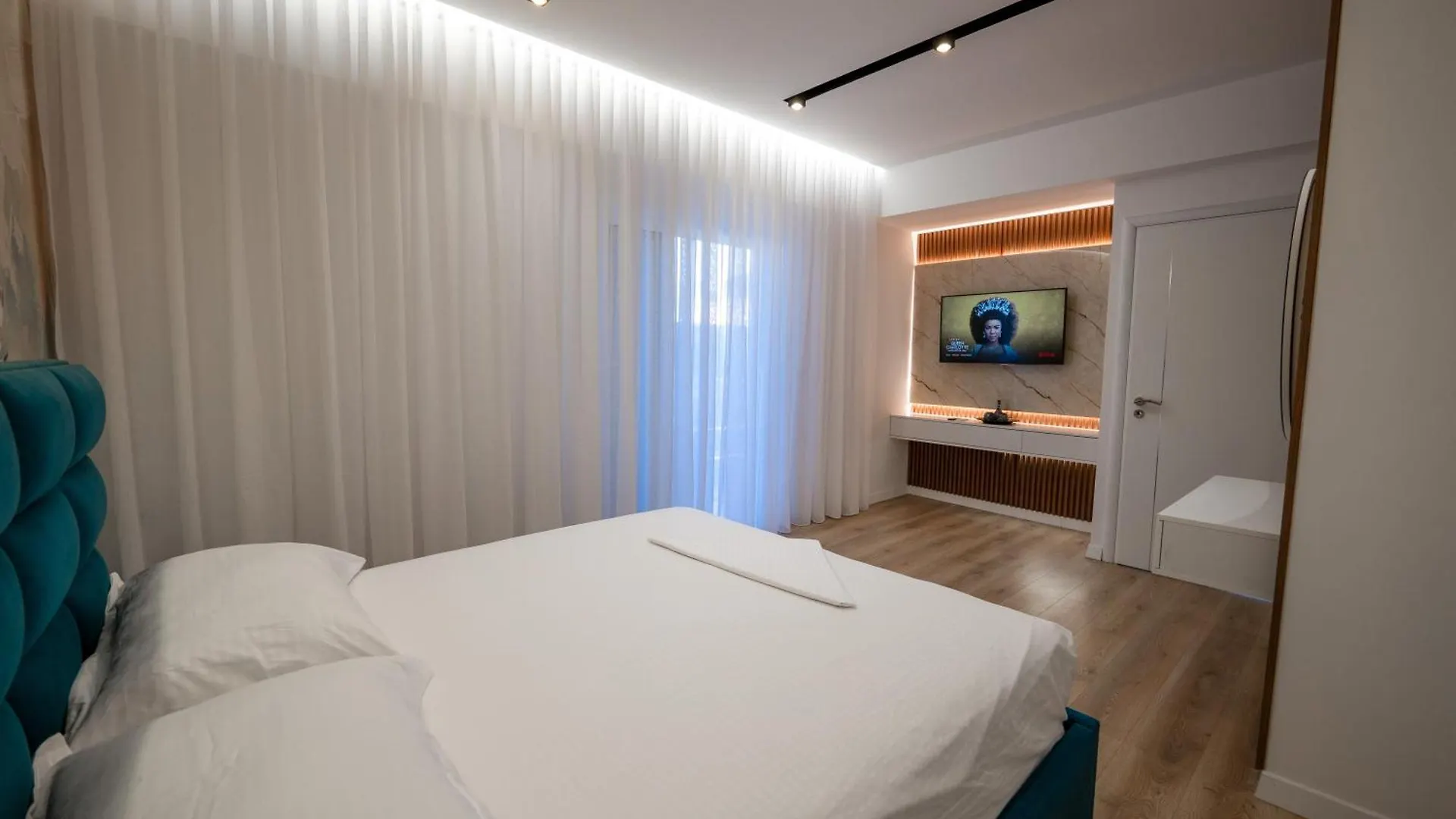 Mato Luxury Apartments Saranda