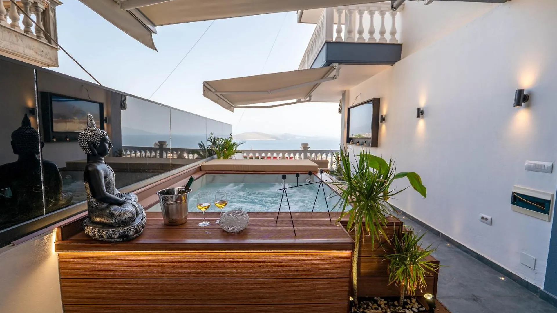 Mato Luxury Apartments Saranda